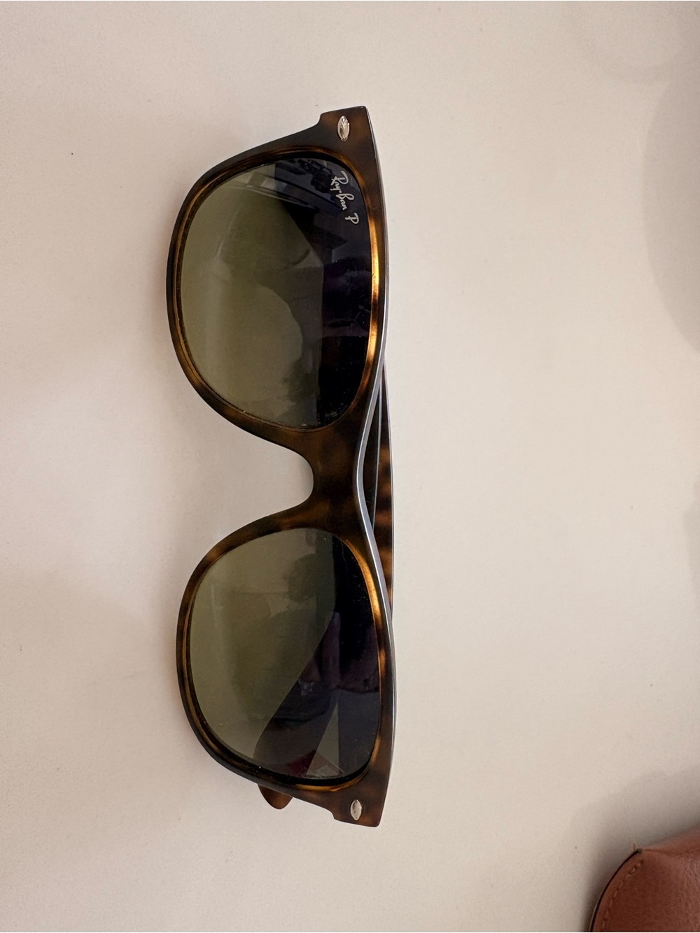 Ray-Ban New Wayfarer Tortoiseshell Sunglasses with Brown Lenses - Picture 4 of 5